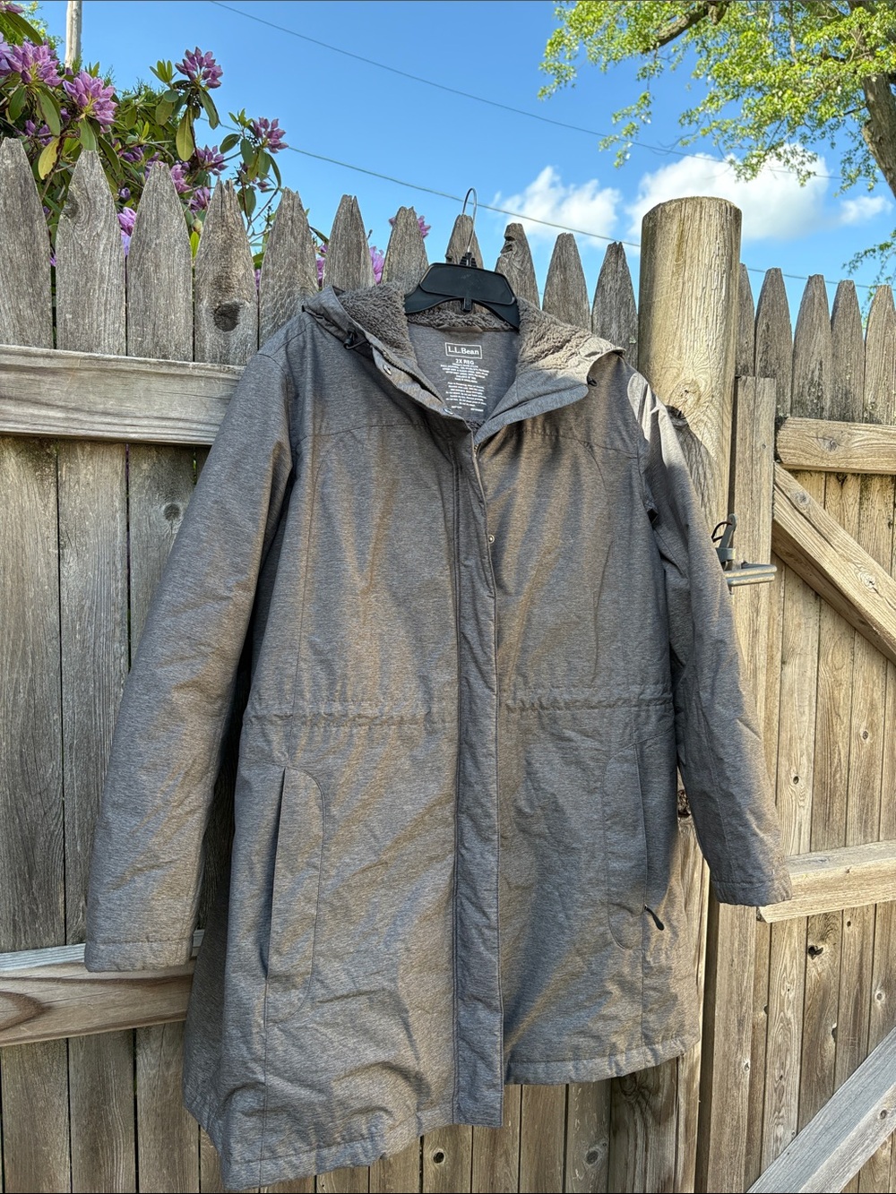 L.L. Bean 2X gray heather fleece lined hooded coat!